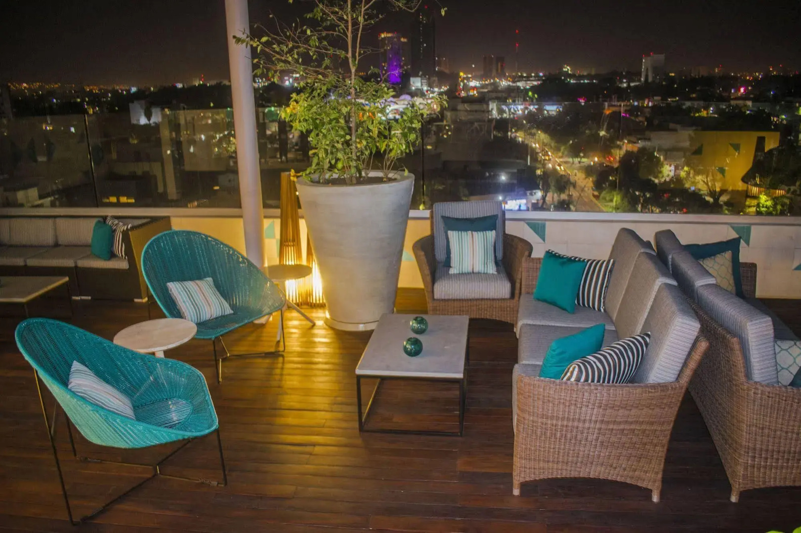 Square Small Luxury Hotel - Providencia