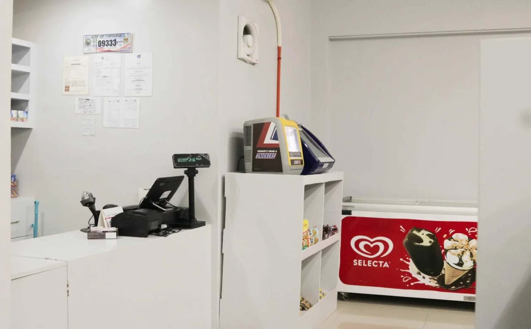 RedDoorz Premium @ Wireless Mandaue Cebu