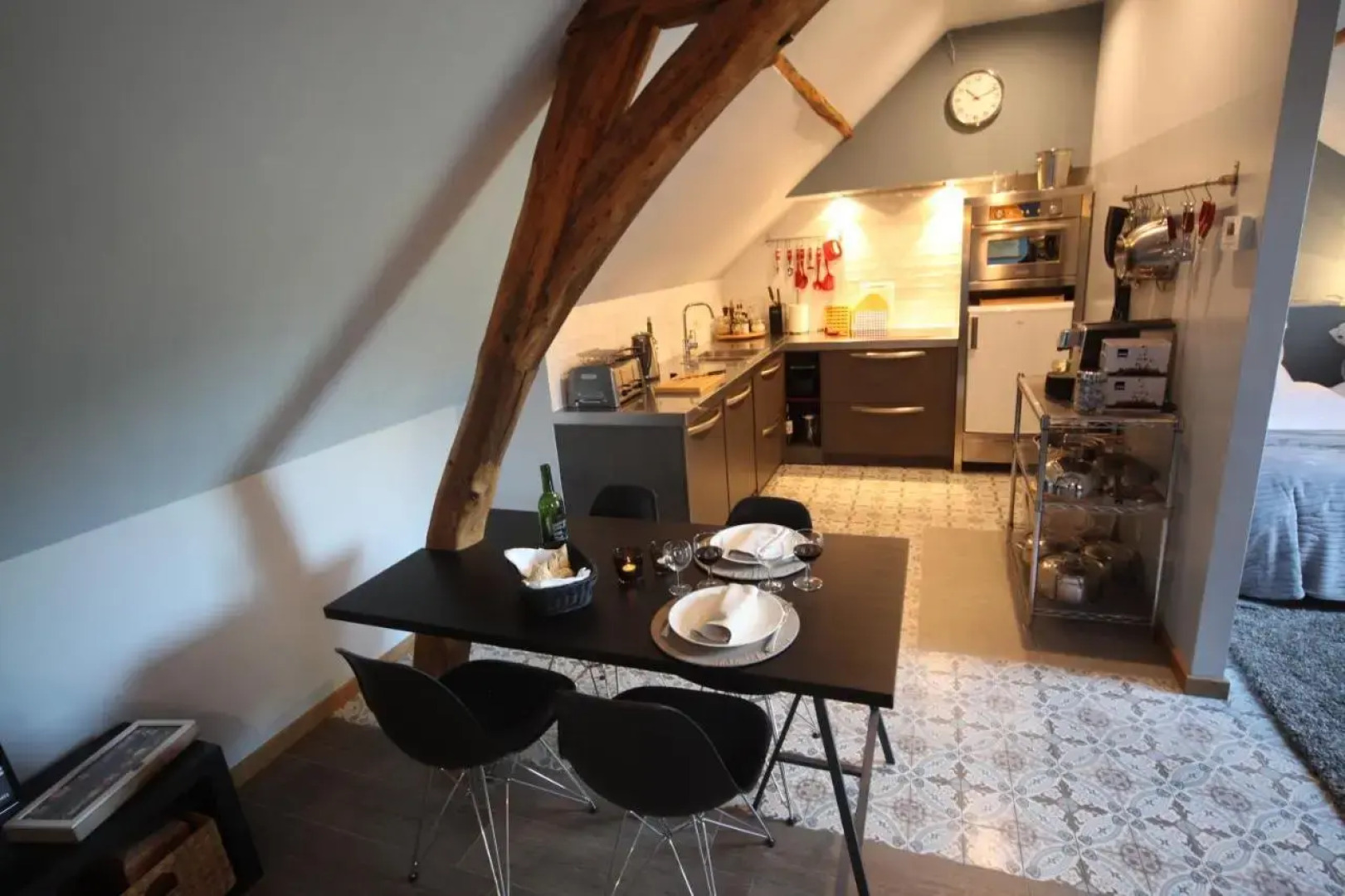 Van Hamme 1642 - 4 bed house