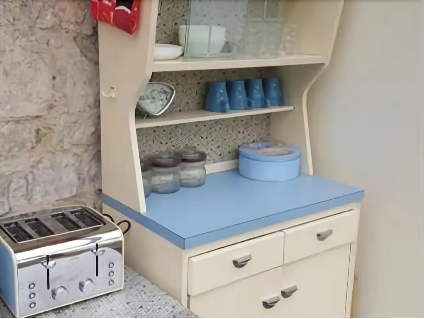 Little England Retreats