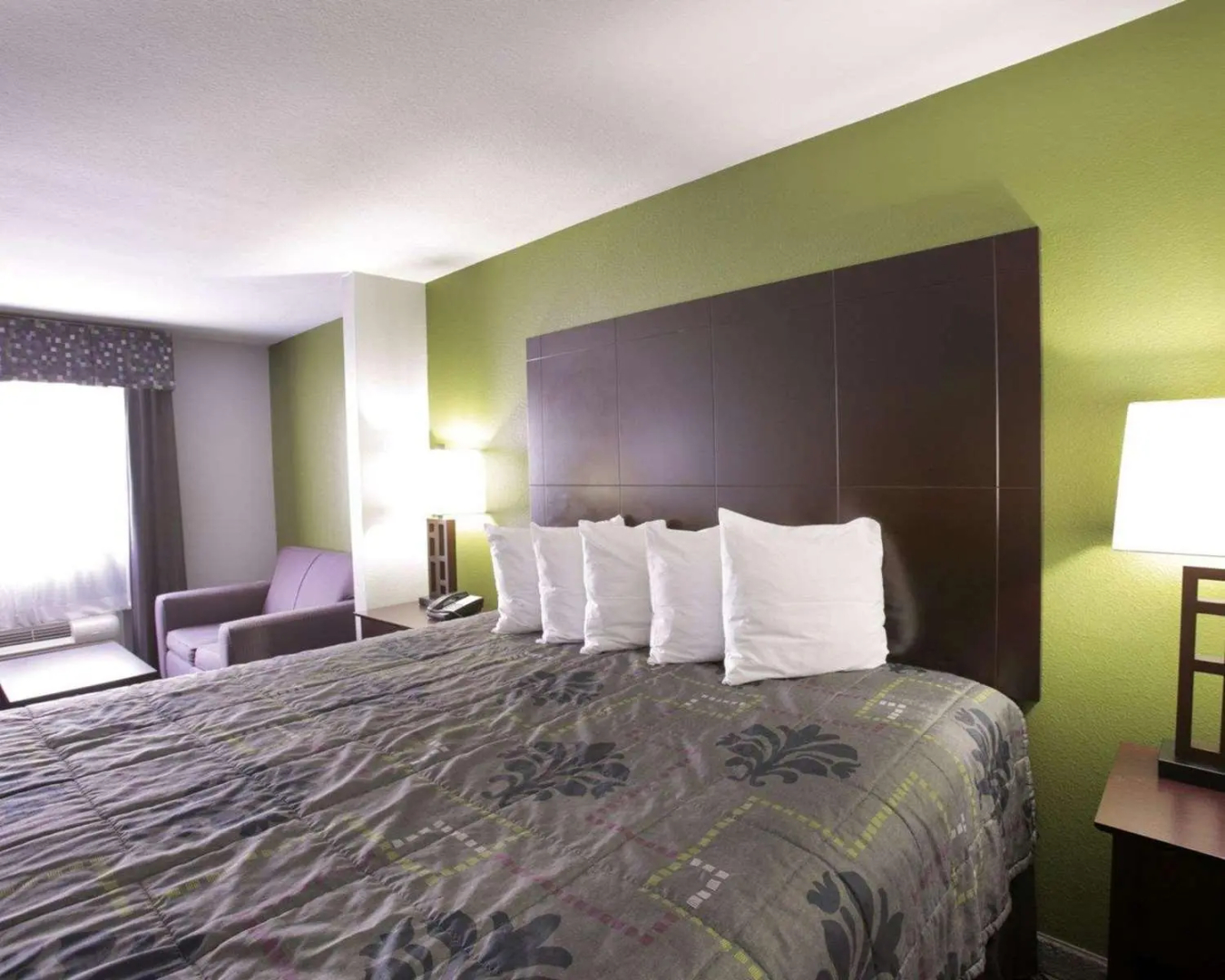 Rodeway Inn and Suites Austin