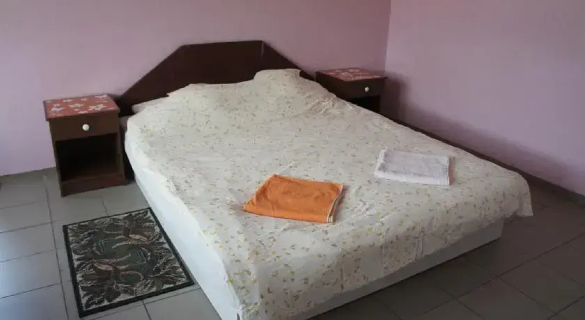 Pokoje Gościnne "BIAŁY SŁOŃ"