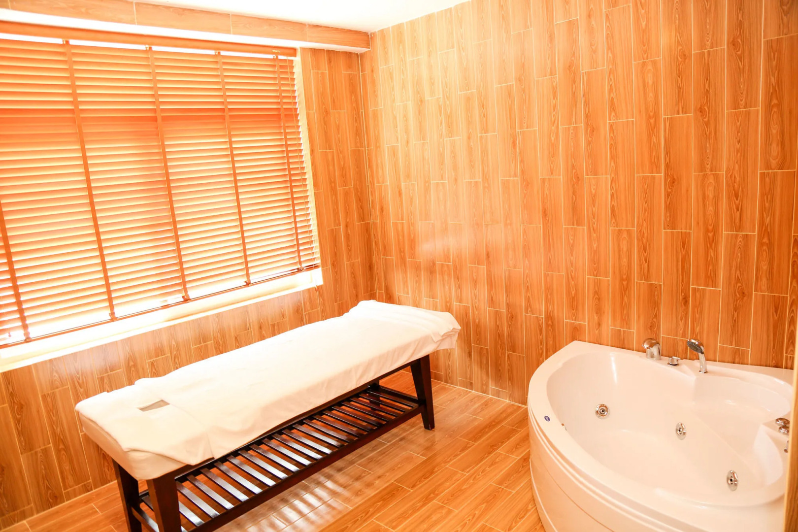 Thuy Hoang Nguyen Hotel Resort & Spa