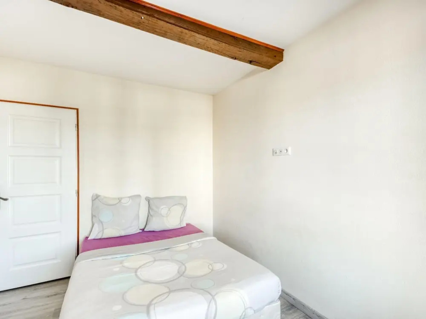 Homely Apartment in Roanne With Terrace