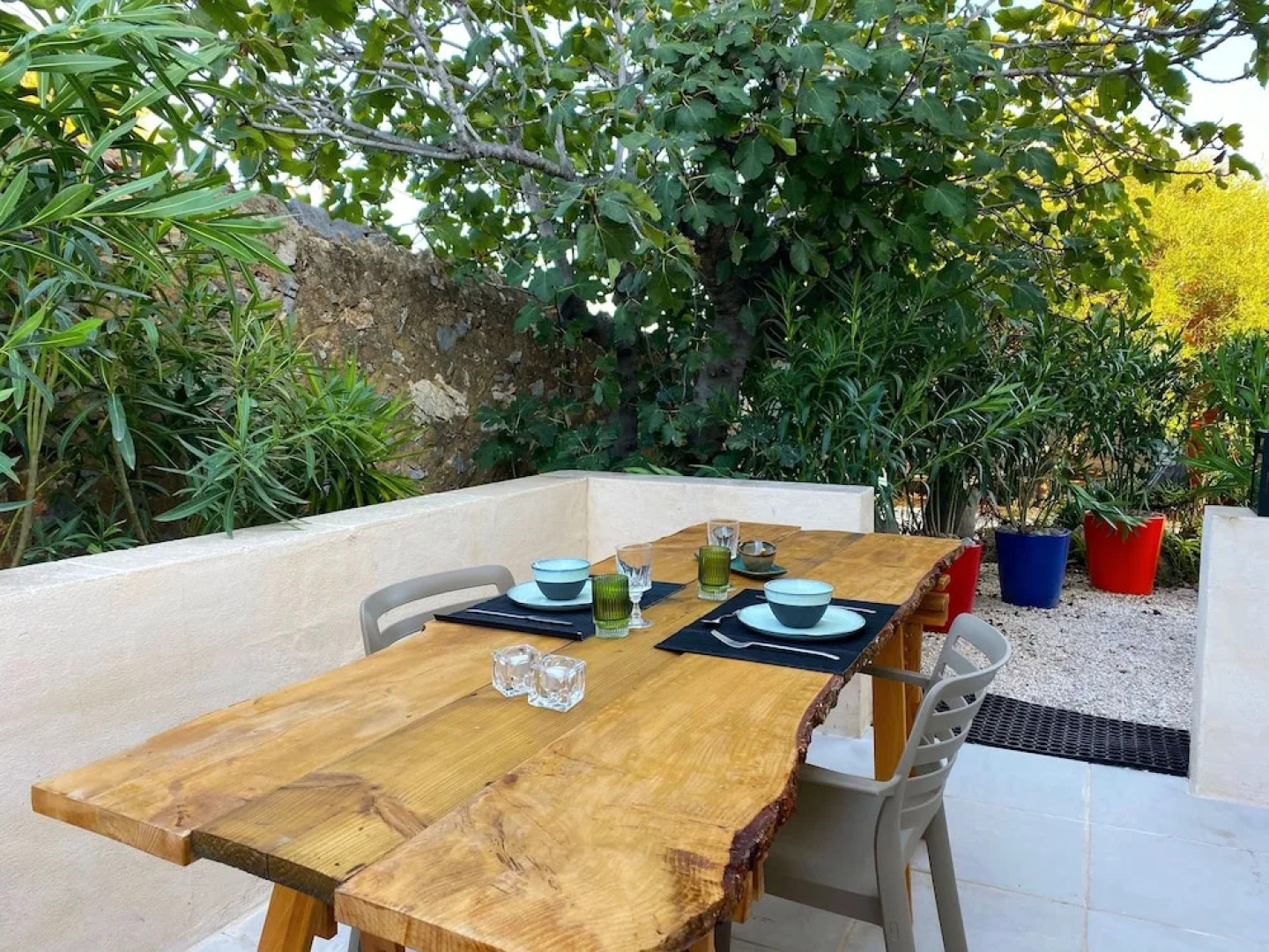 Tipi Lounge and breakfast