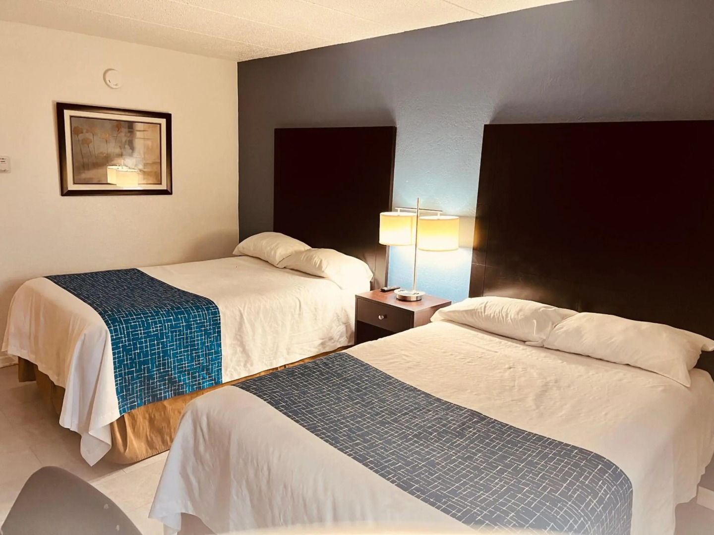 Travelodge by Wyndham Valleyfair Shakopee