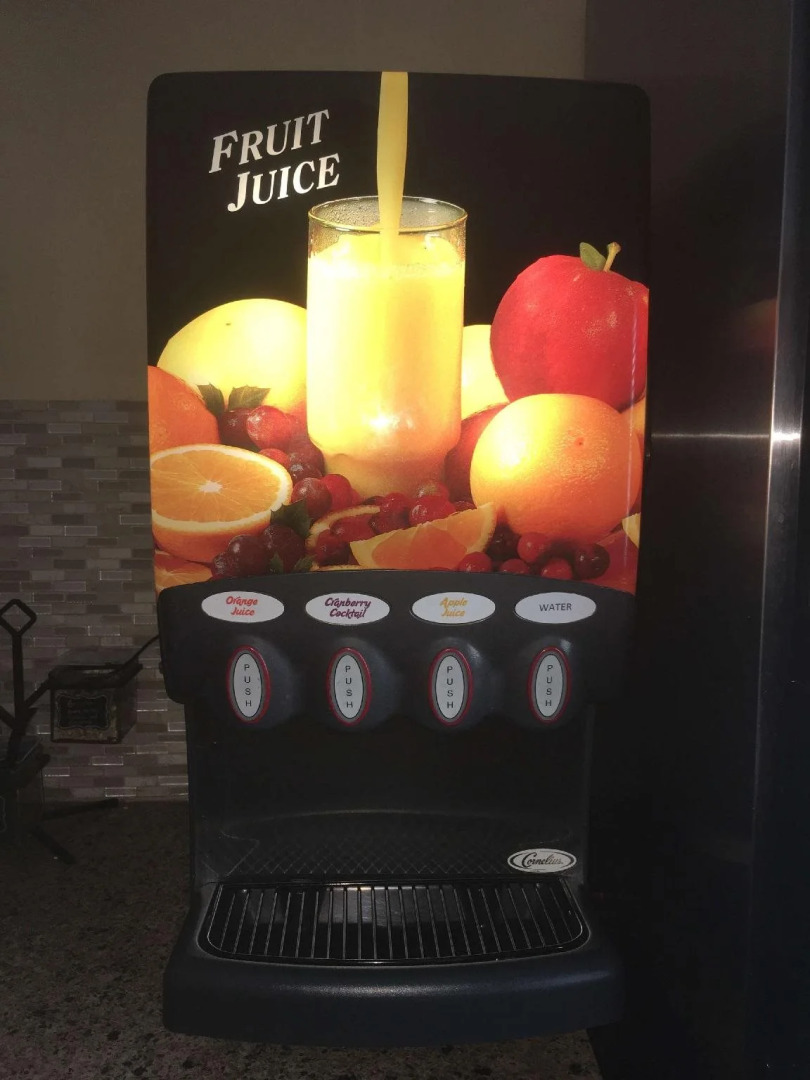 Studio 6 Corona, CA - West