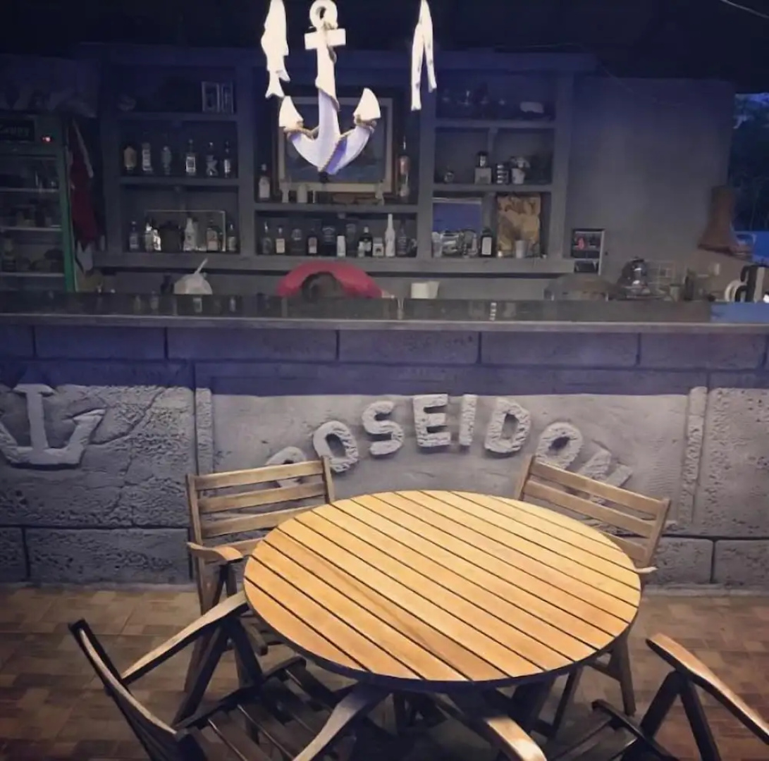 Poseidon Apart Hotel