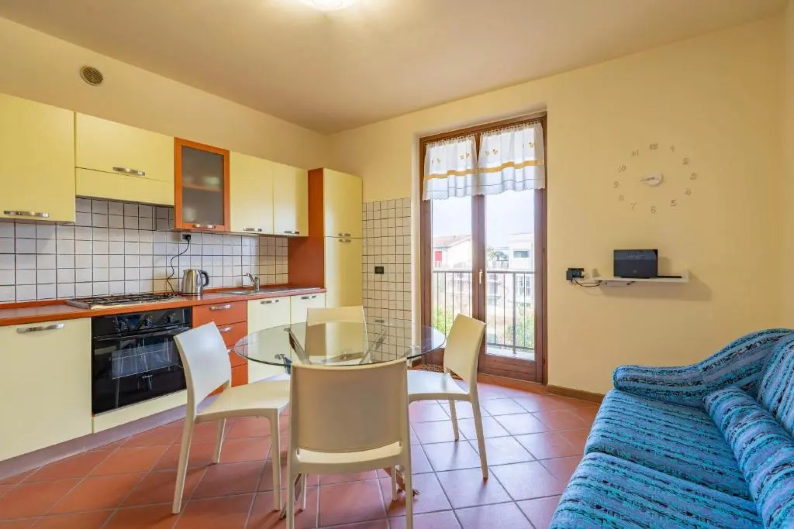 Pool - Marge Apartment - by Host4U