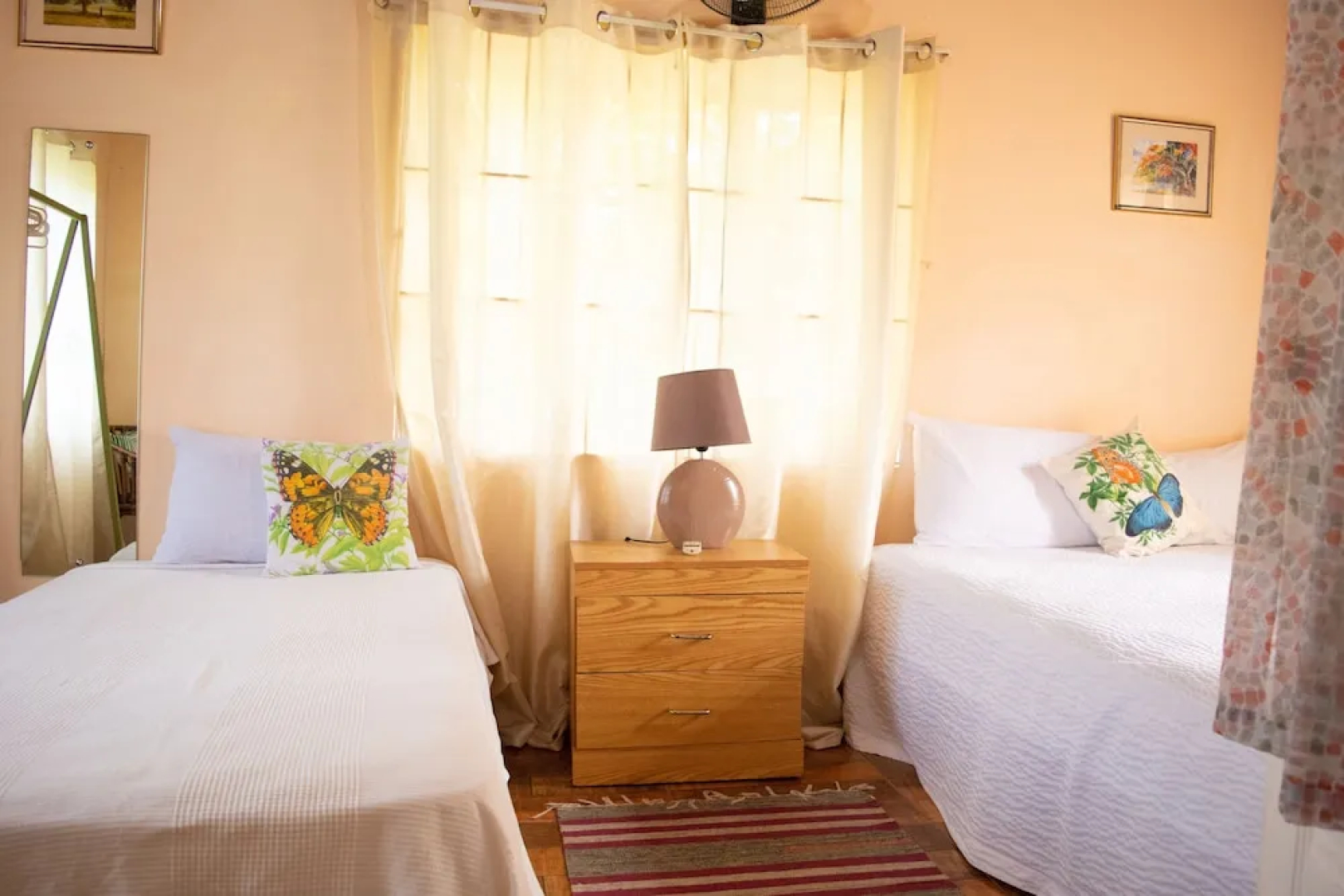 Sinopia Inn