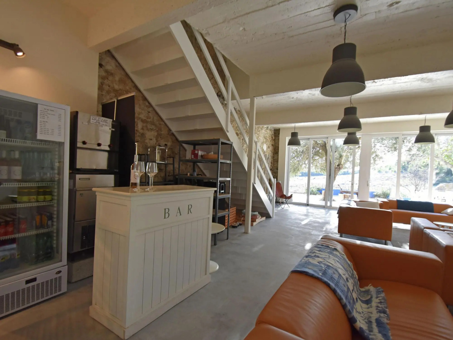 Alluring Apartment in Villesèque with Jacuzzi