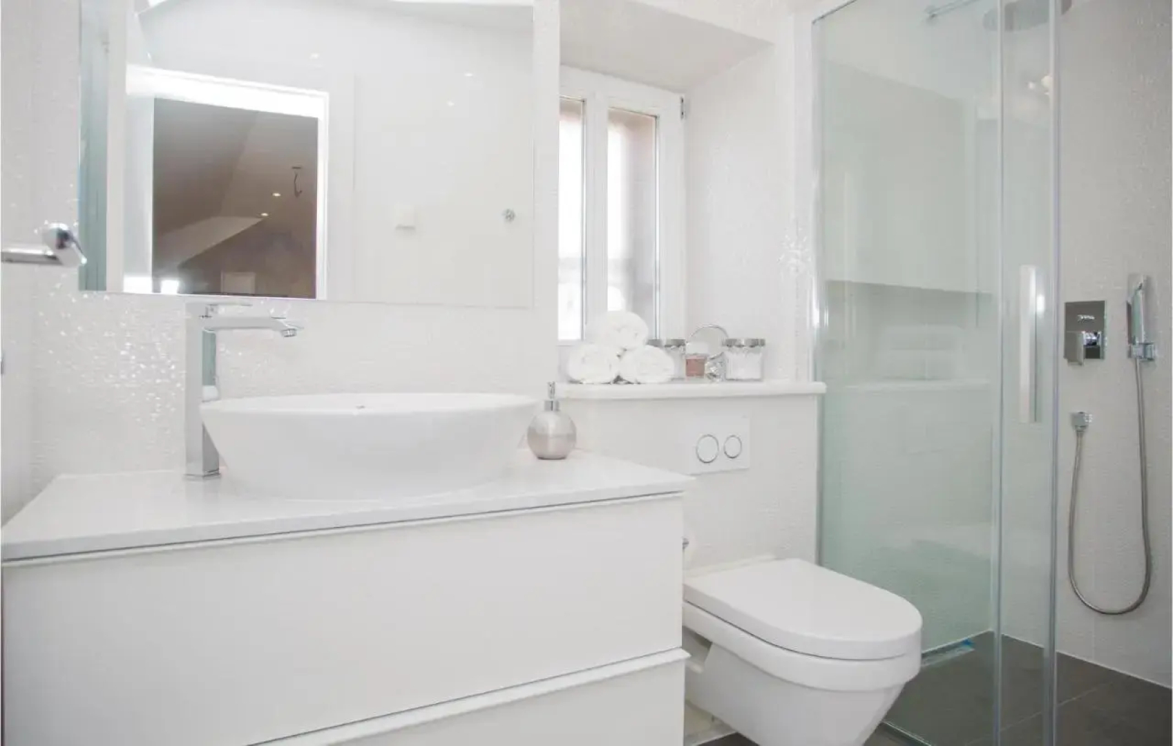 Three-Bedroom Holiday Home in Imotski