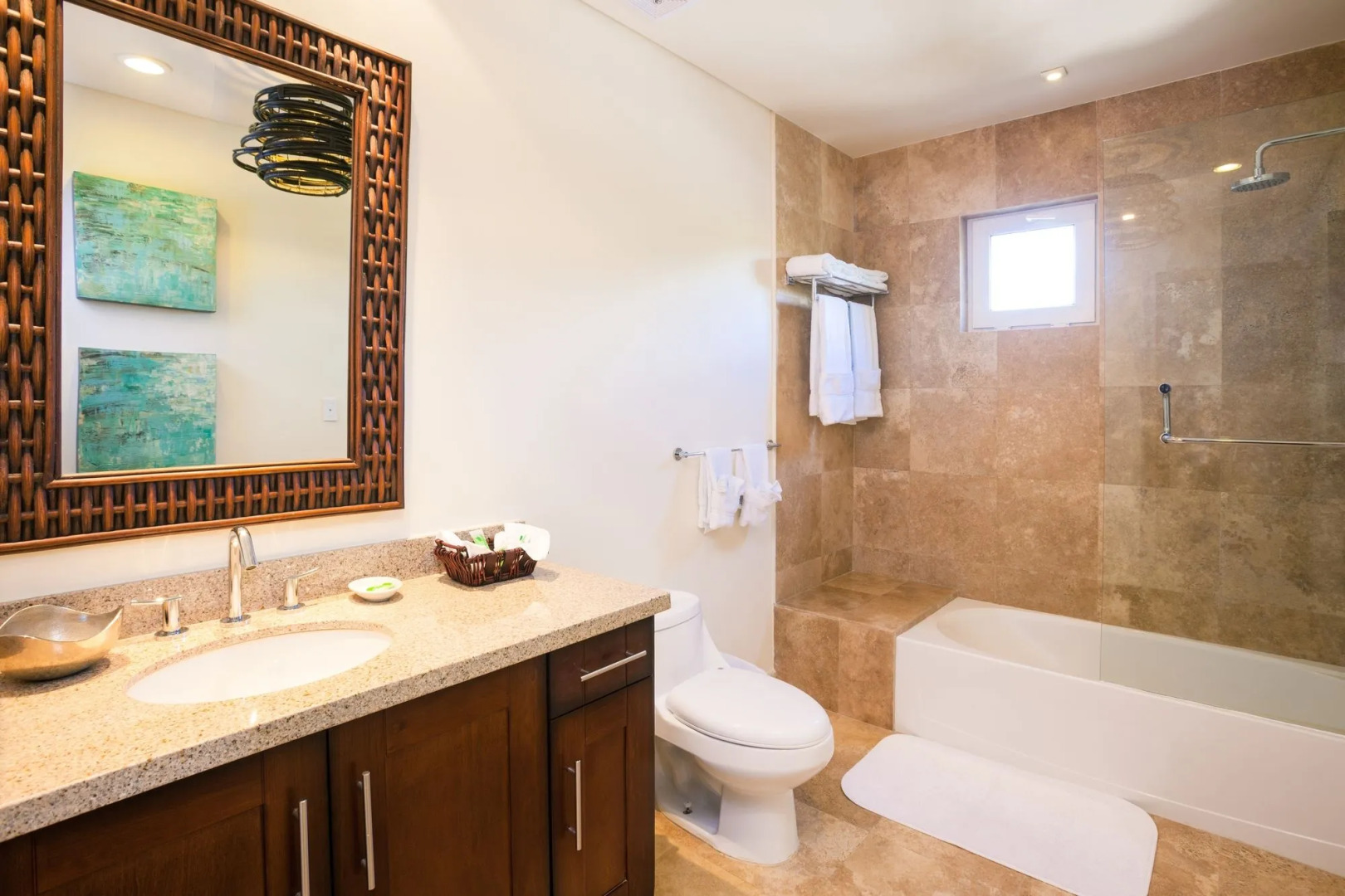 Grand Roatan Caribbean Resort