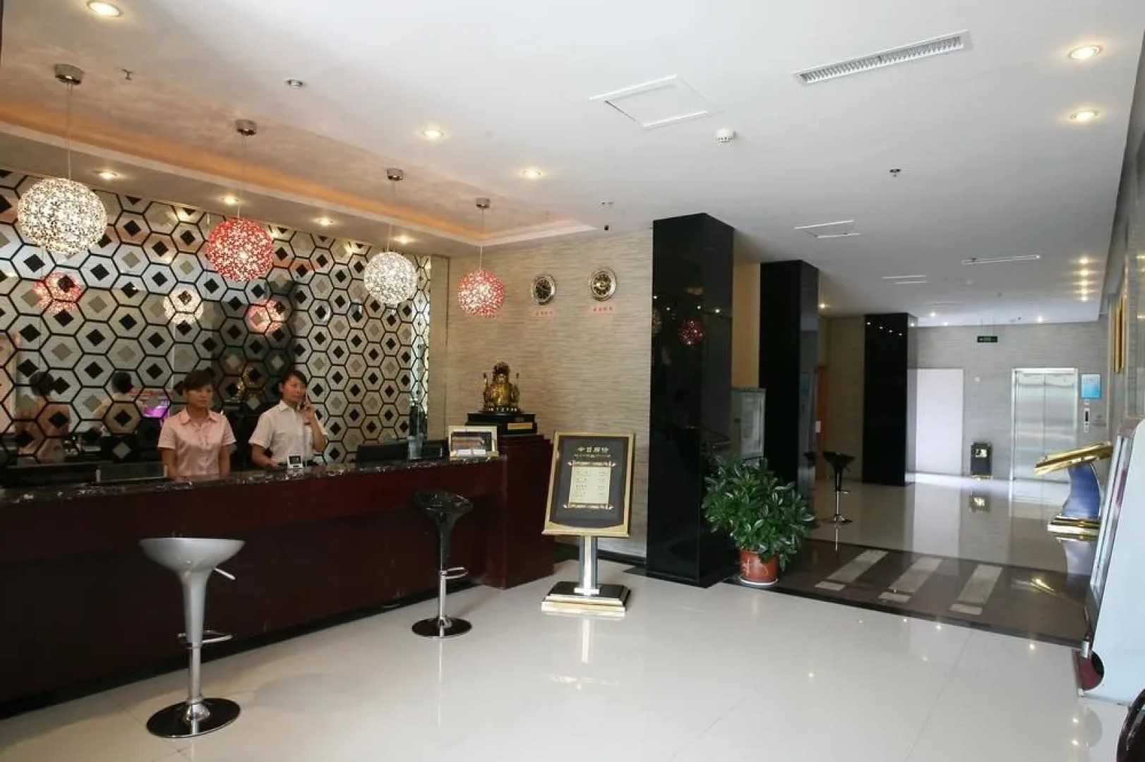 Tosun Holiday Hotel - Luoyang