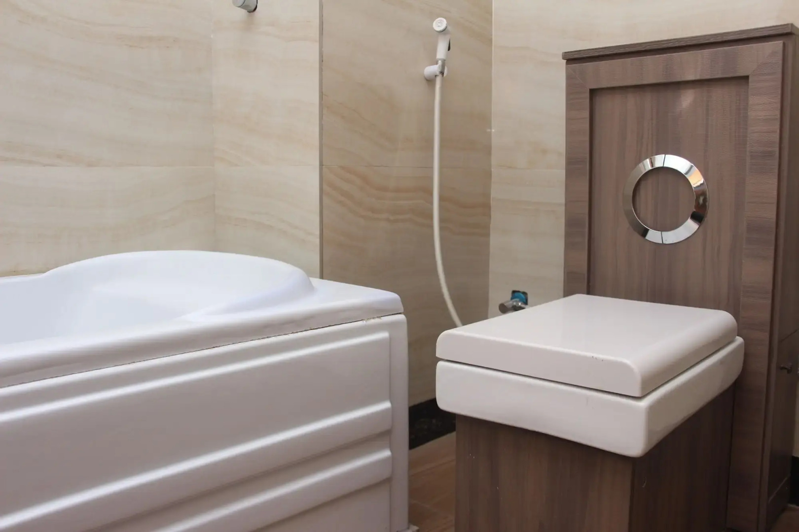 Grand Ibro Hotel Annex