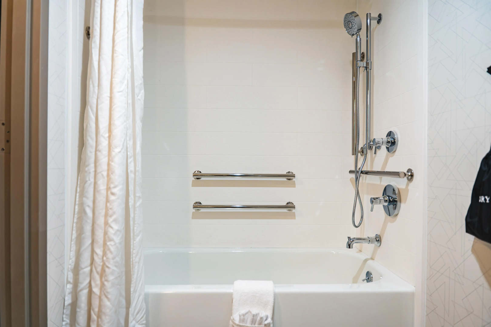 Holiday Inn Express Frazer - Malvern by IHG