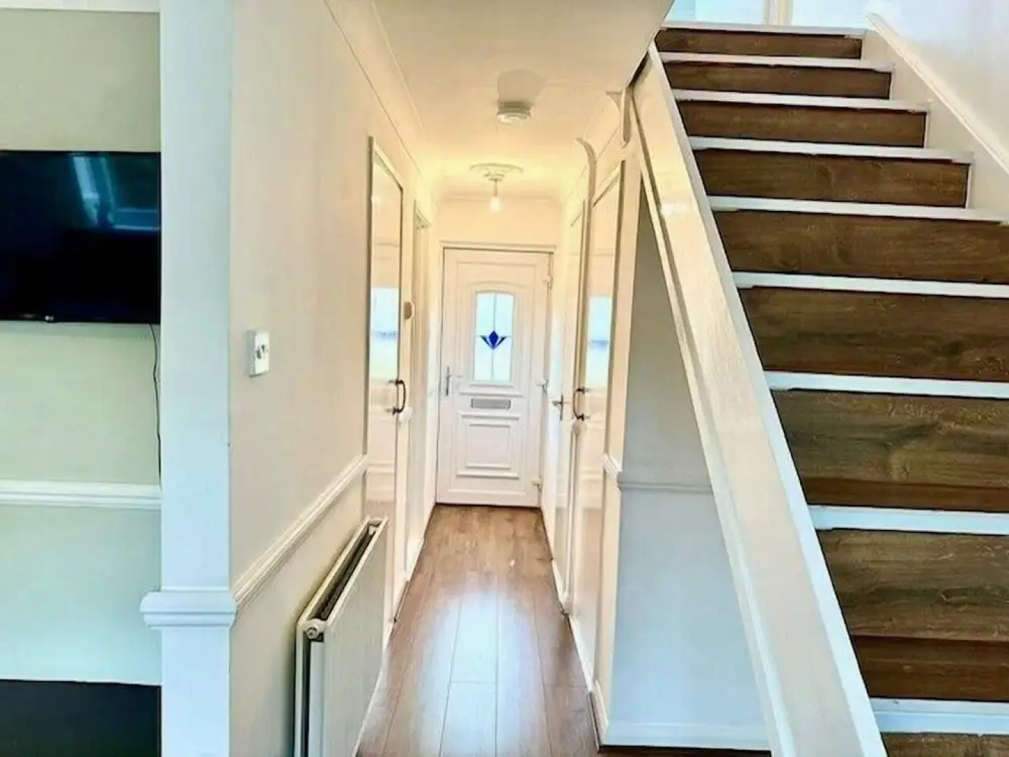 Entire 3 Bed Home in Basildon Sleeps up to 6