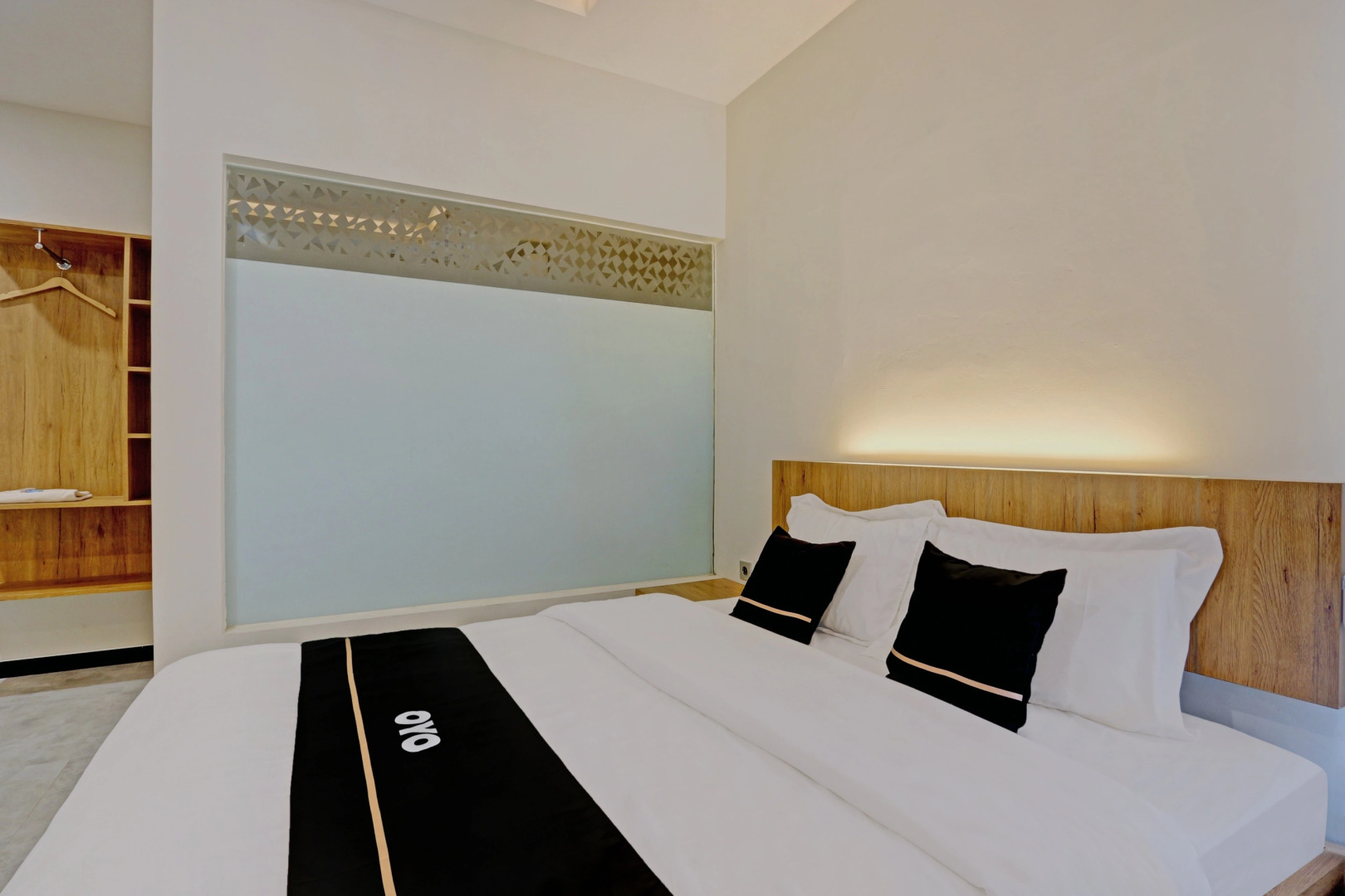 OYO 90410 Griya Amanah Jajar Syariah