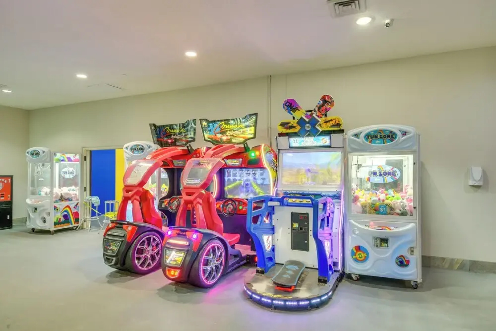 Oceanfront Orange Beach Condo w/ View & Pool!