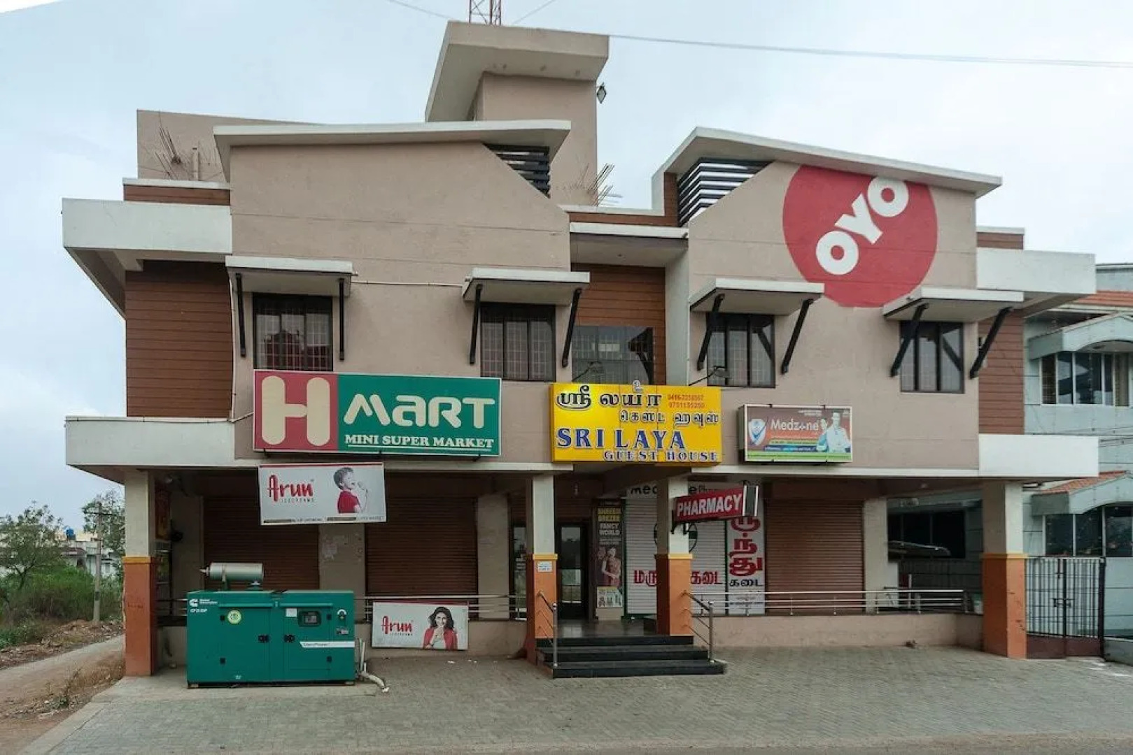 Oyo 29278 Sri Laya Guest House