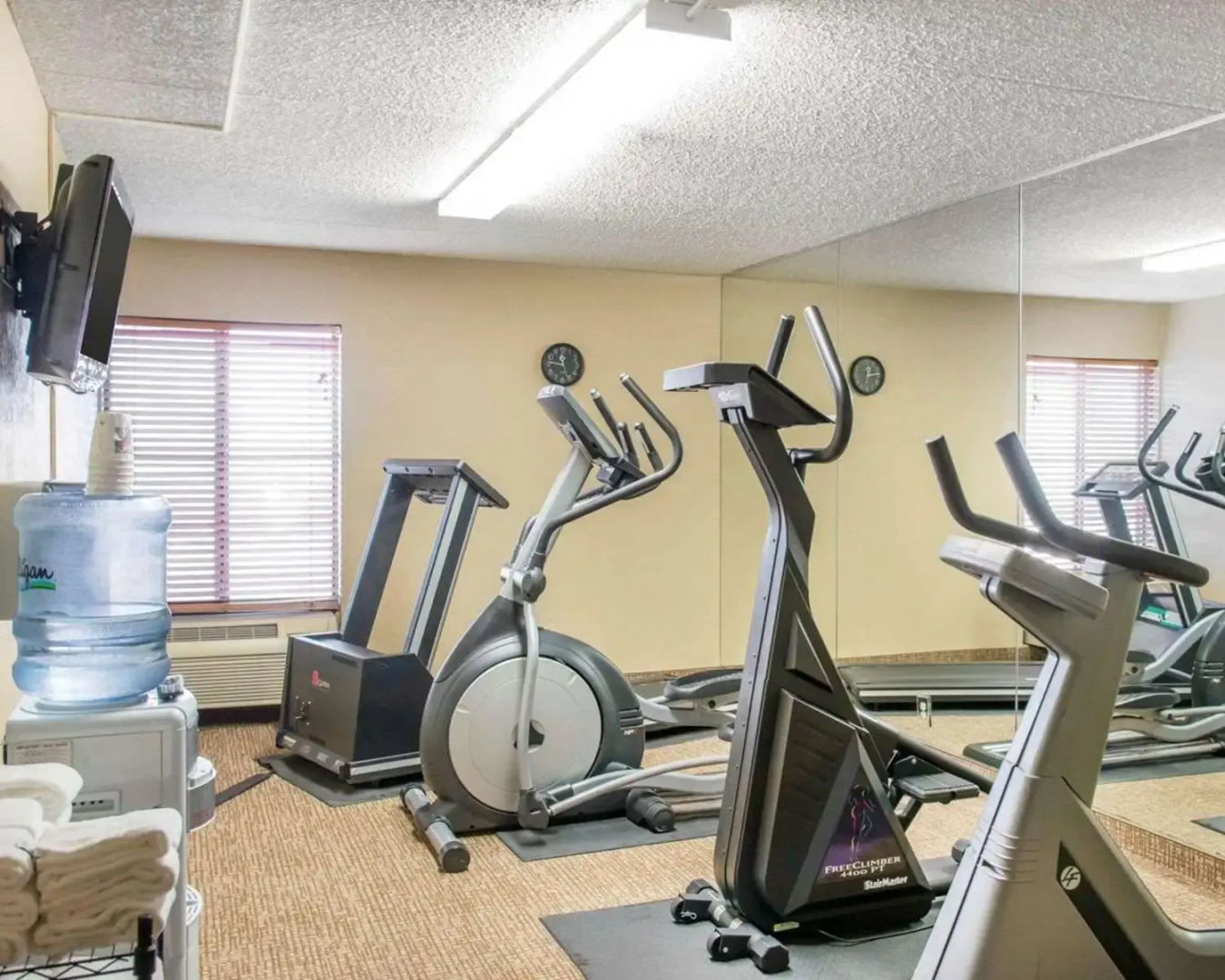 Holiday Inn Express & Suites Eden Prairie – Minneapolis by IHG