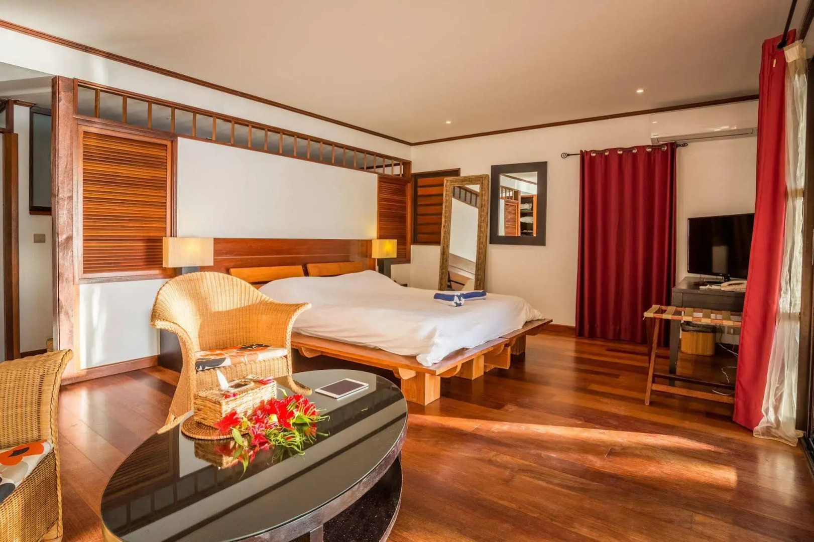 Oure Lodge Beach Resort