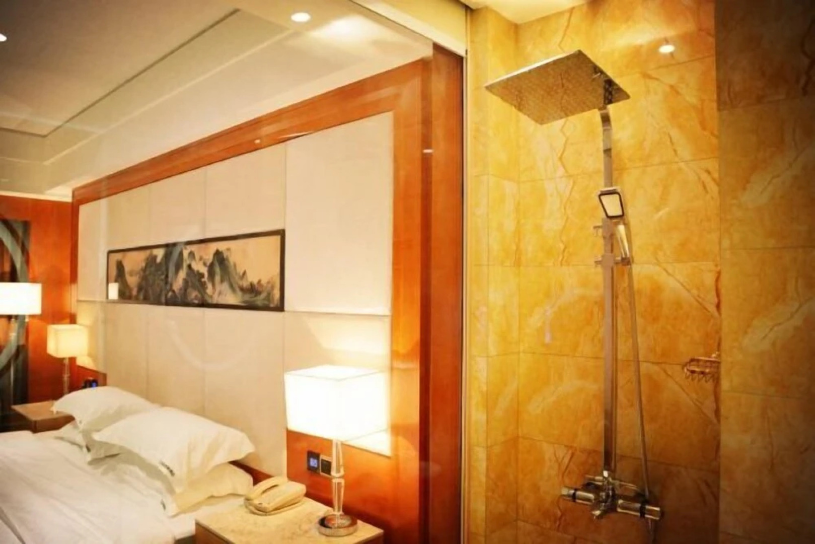 Peninsula Hotel (Xuancheng Xinglong International Plaza)