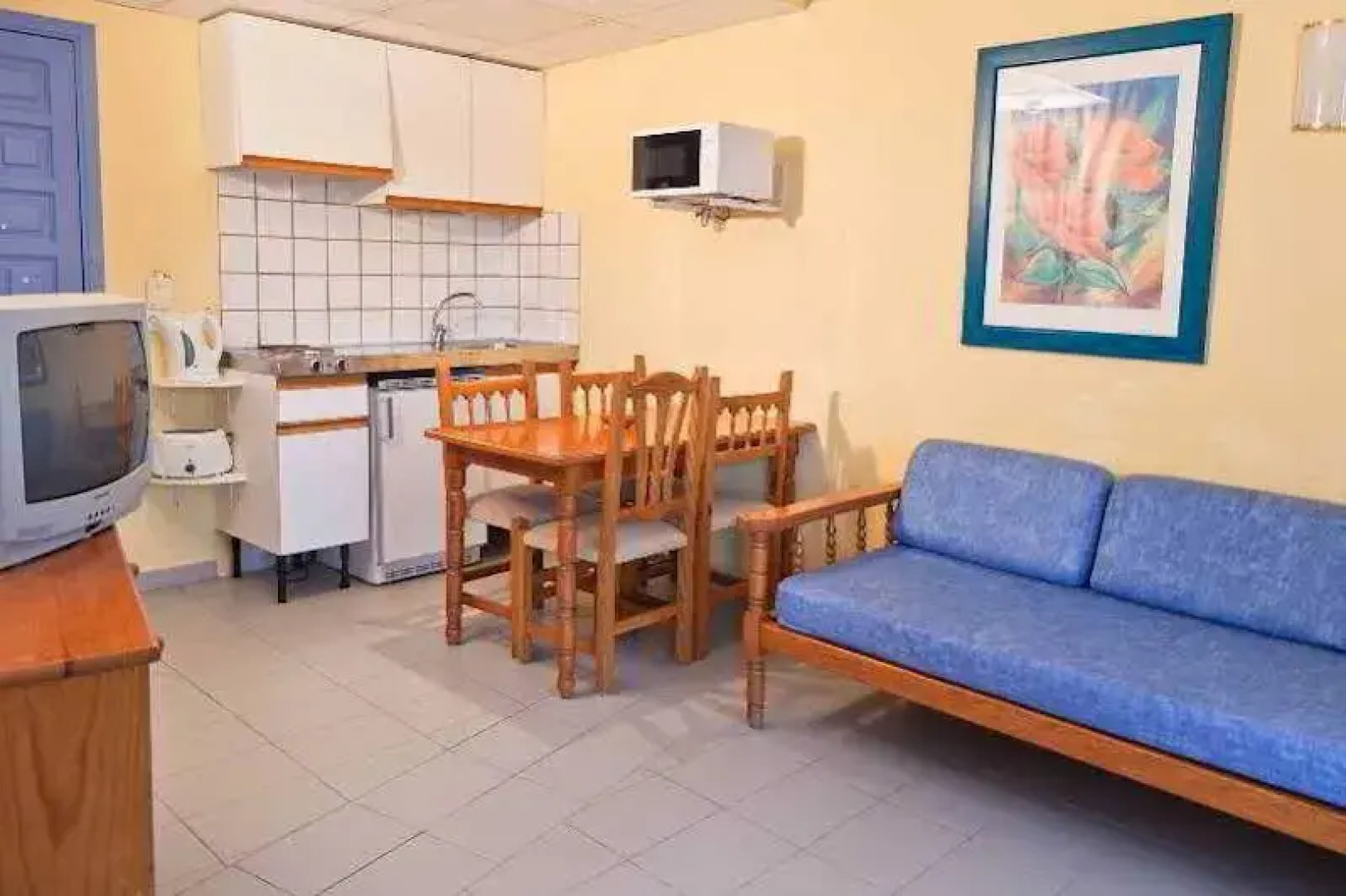 Coral Star Apartments