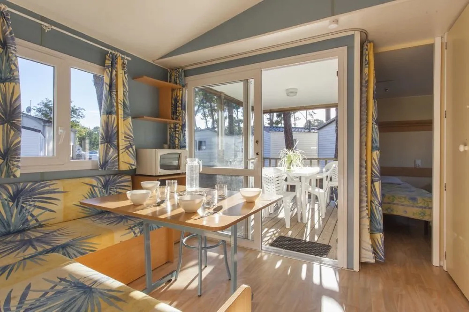 Residence Sous les Pins (by Popinns)