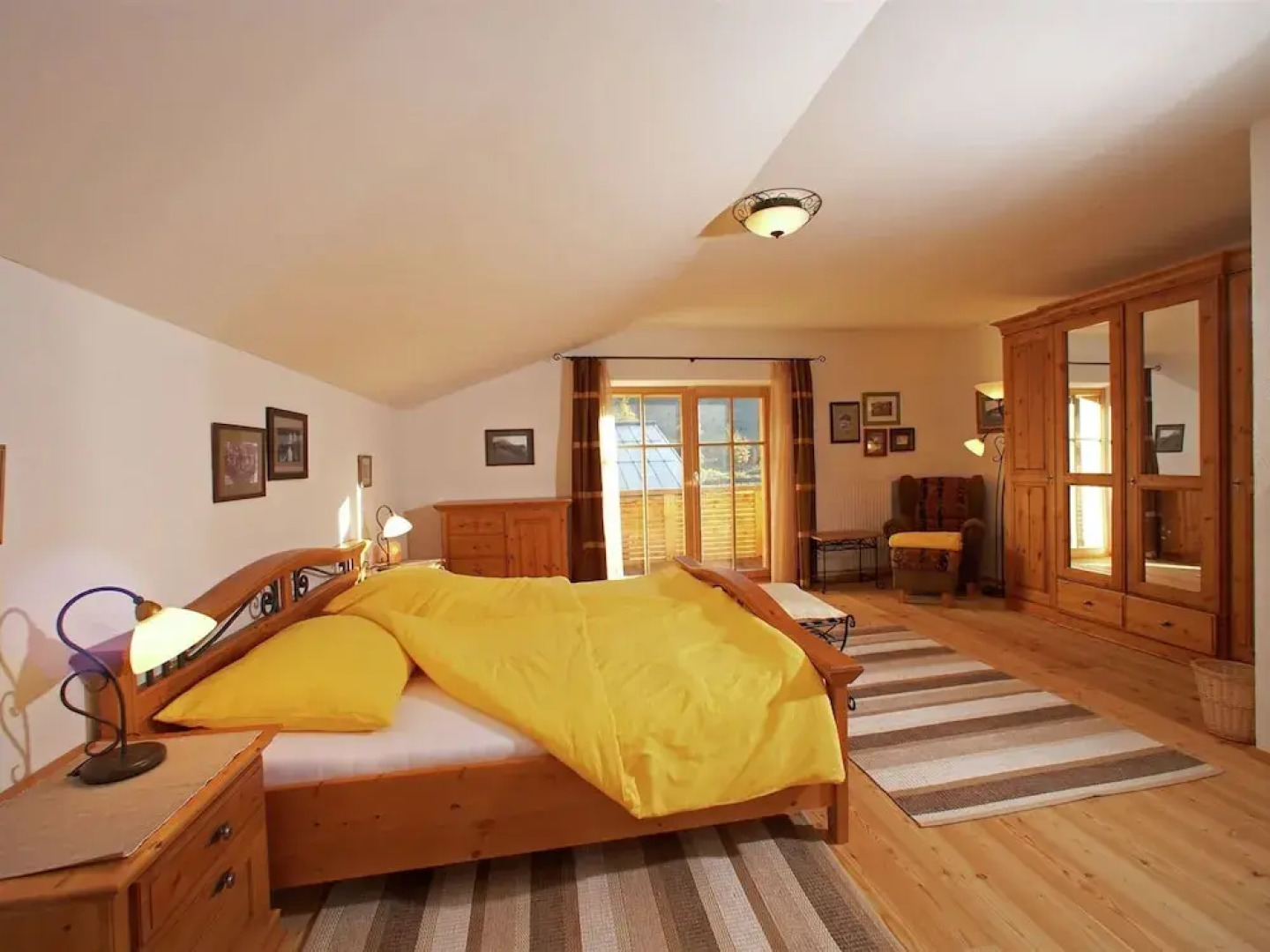 Posh Mansion in Sankt with 2 Saunas, Whirlpool, Hot Tub