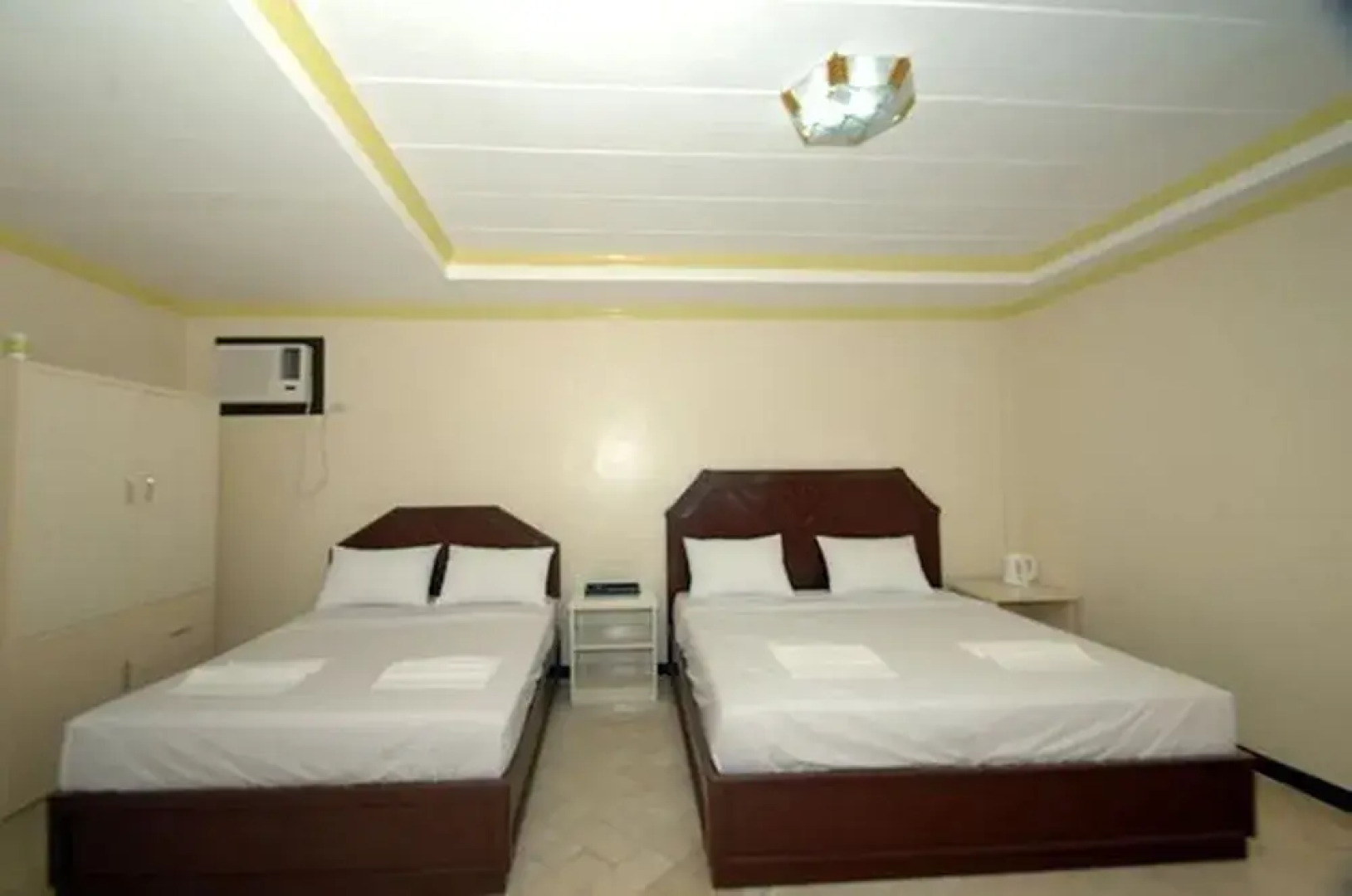 S.R Paradise Beach Resort Hotel