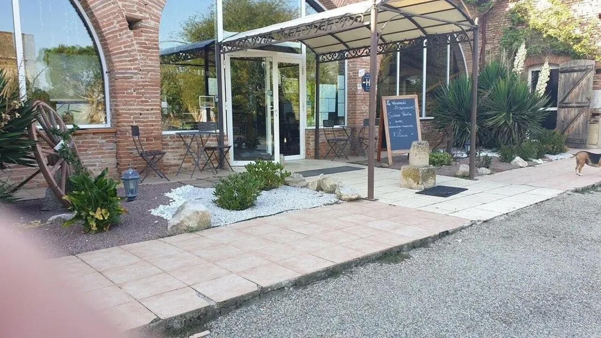 L'Alcove Hotel Restaurant