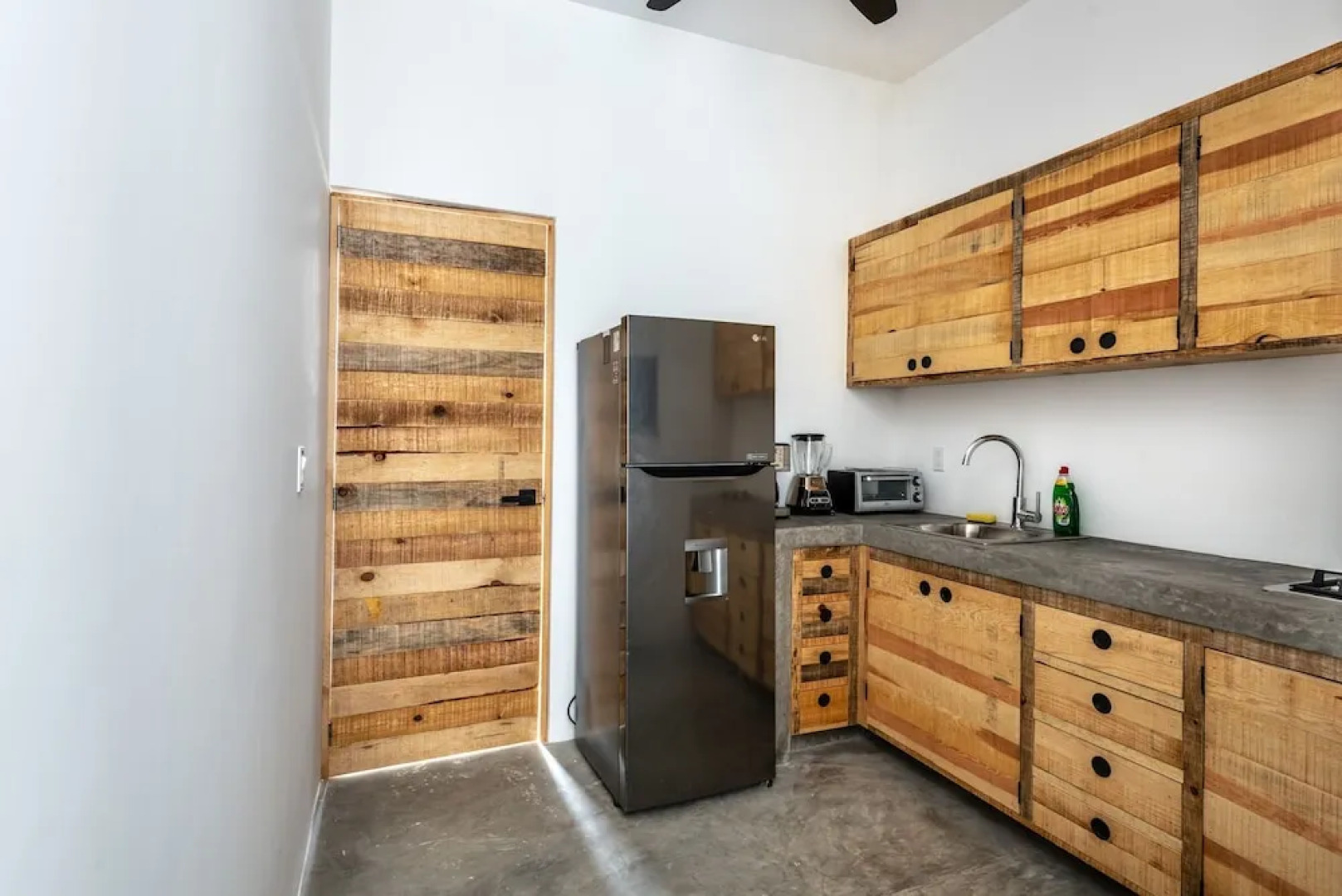 Casita on a Bluff at Cerritos Surf & Racquet in Pescadero Baja Sur by Redawning