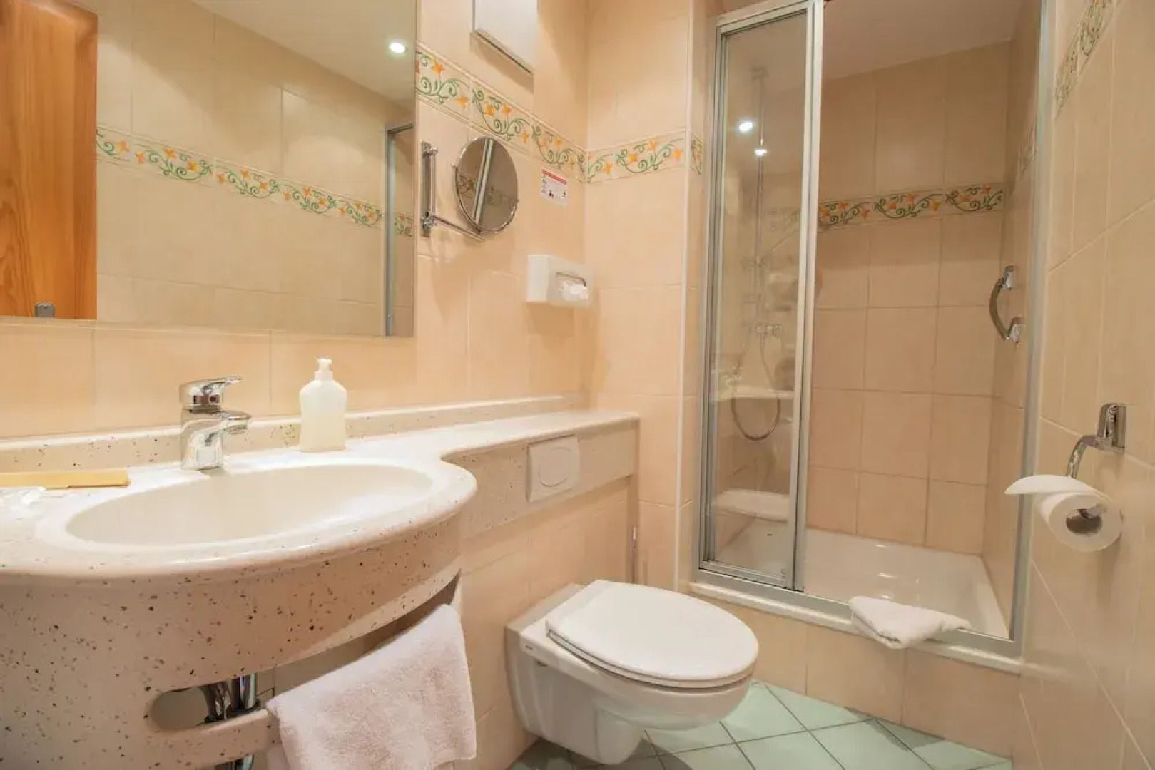 Landgasthof & Land-gut-Hotel Zur Rose