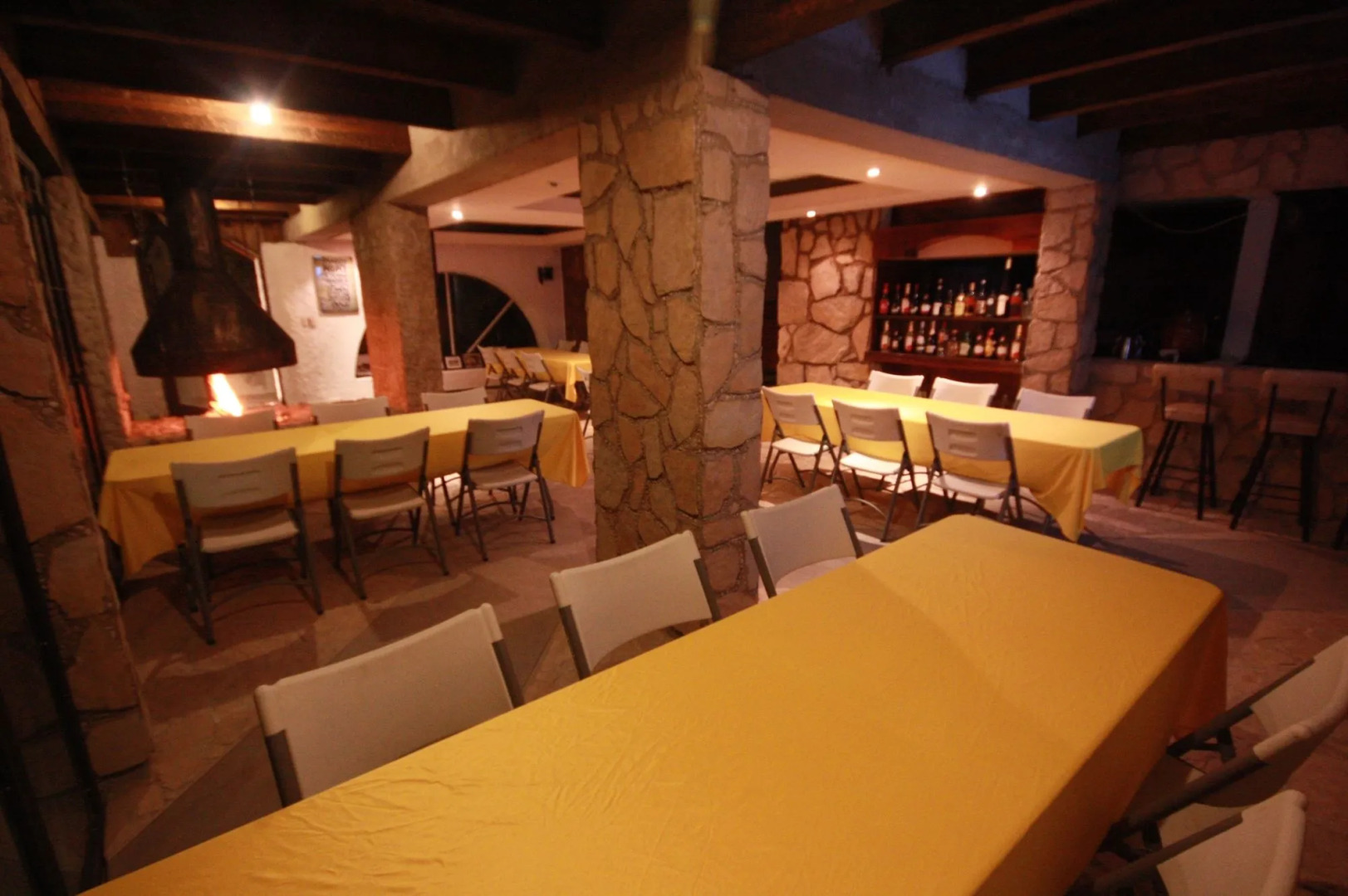 Hotel & Cava La Parroquia