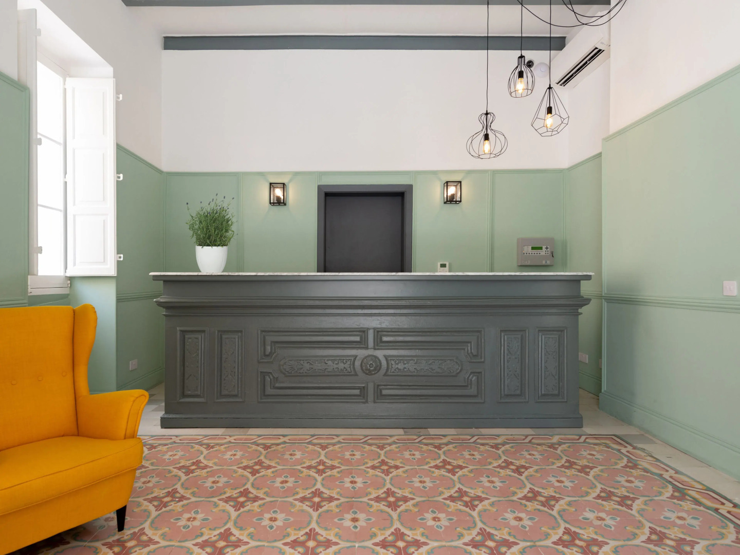 Chapter 5 Boutique Hotel