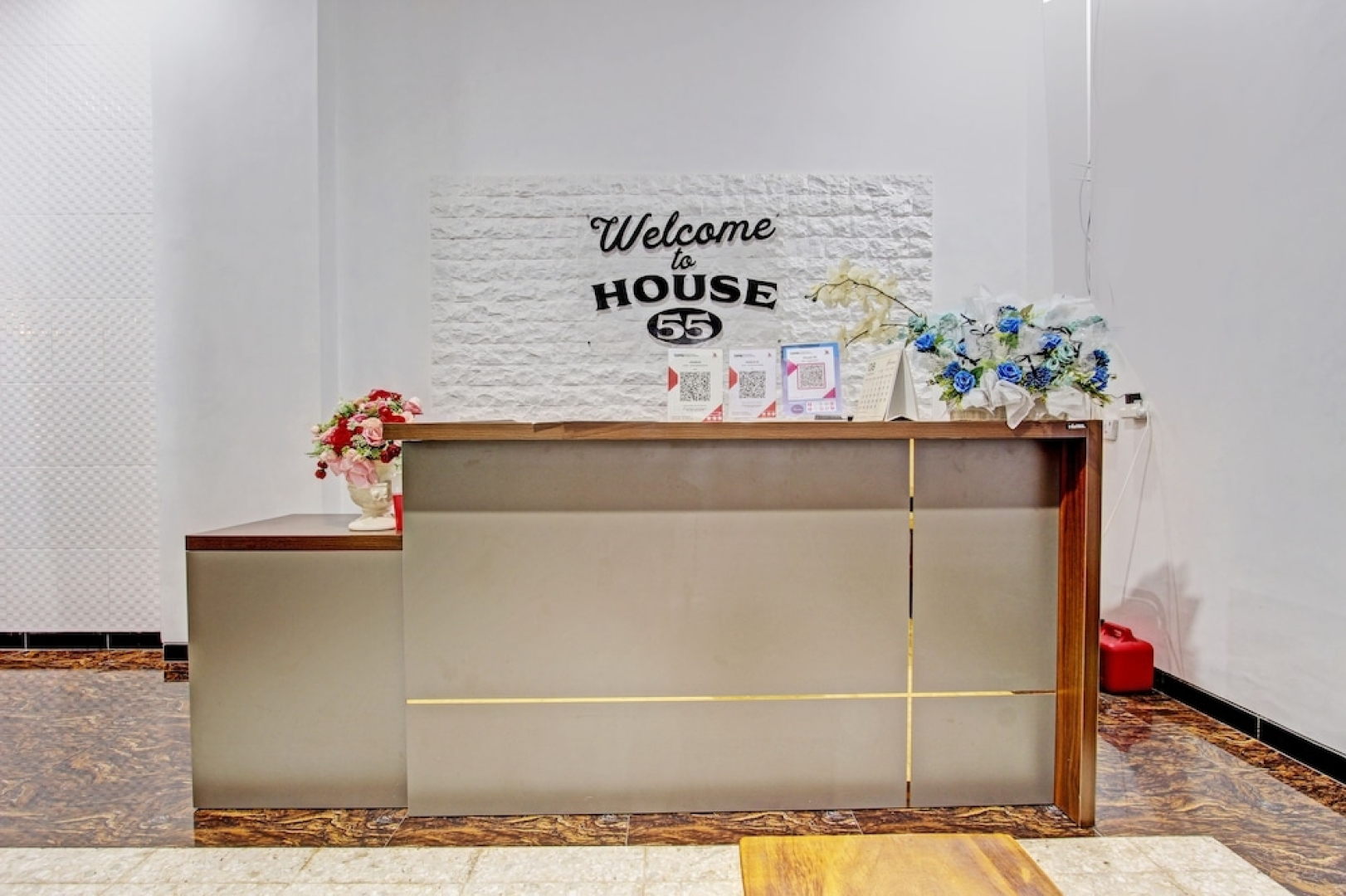 Capital O 92895 House N Caffe 55