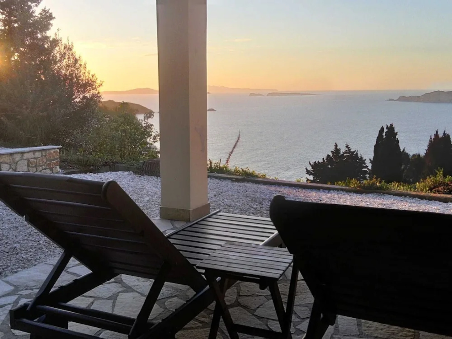 Comfy Apartment in Vinkuran With the Beach Nearby