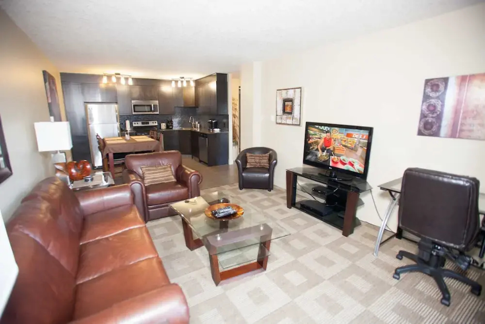 Corporate Suites of Calgary - Eightwelve