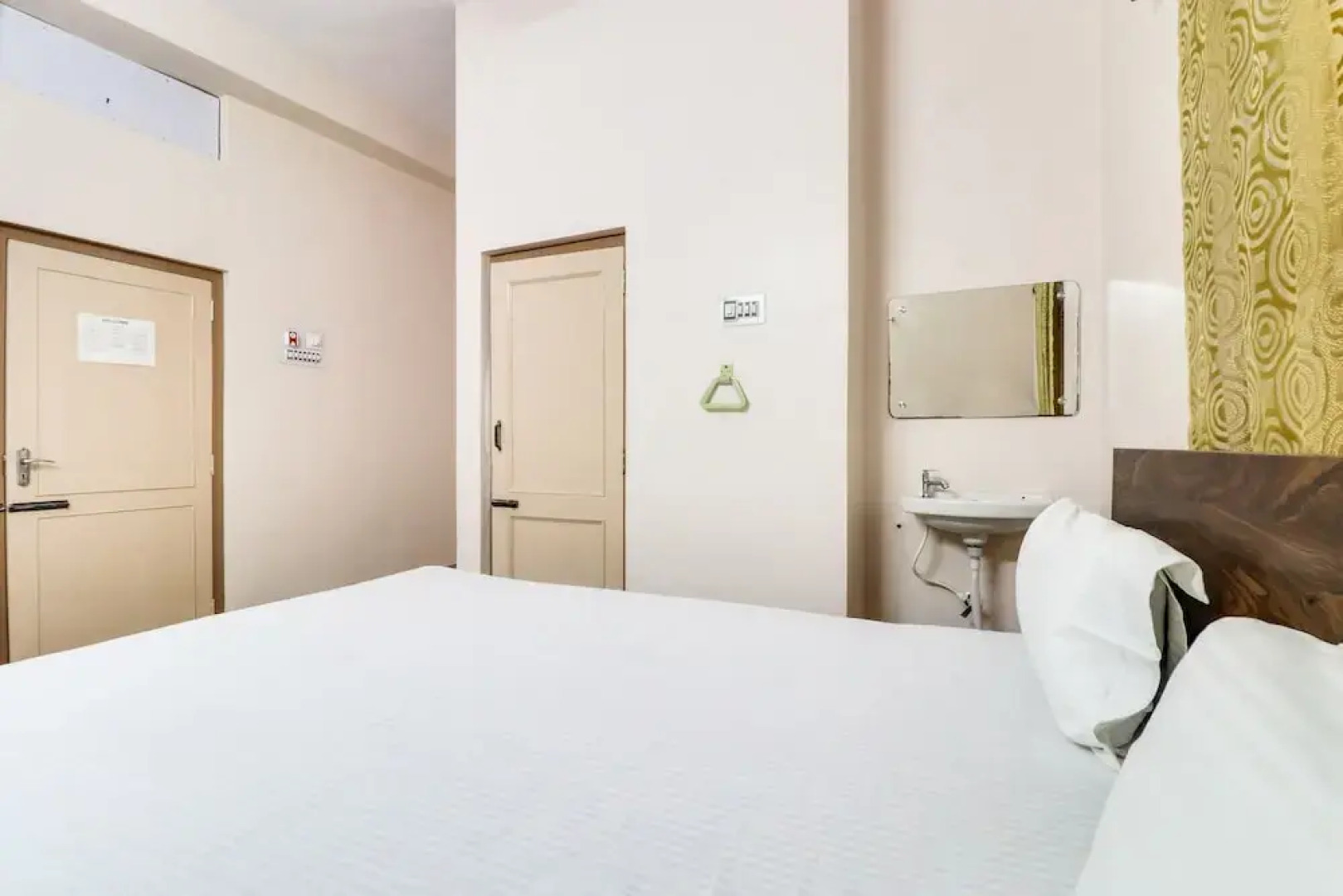 SPOT ON 46554 Hotel Bhawani Palace