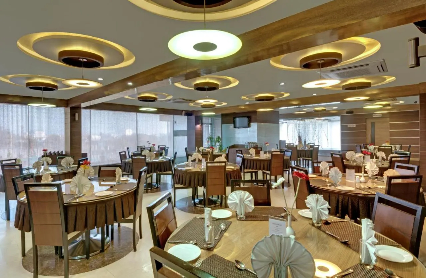 Pearl Hotel & Banquets