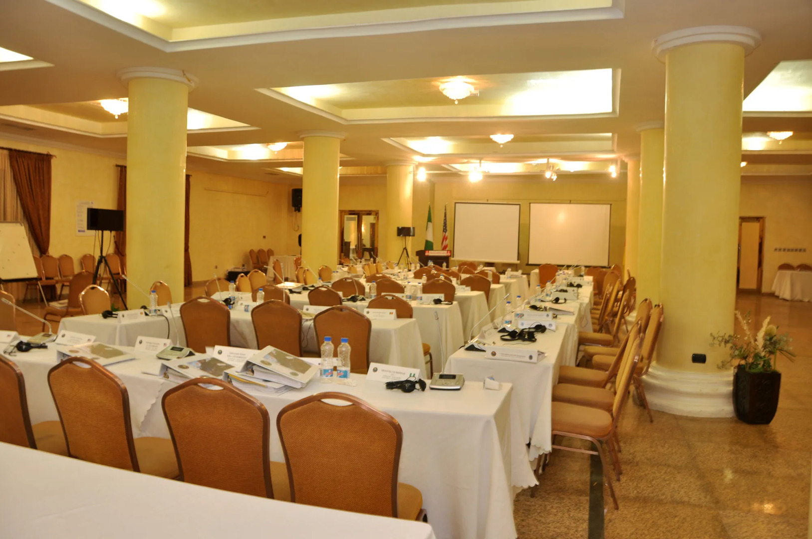 Chelsea Hotel - Central Area