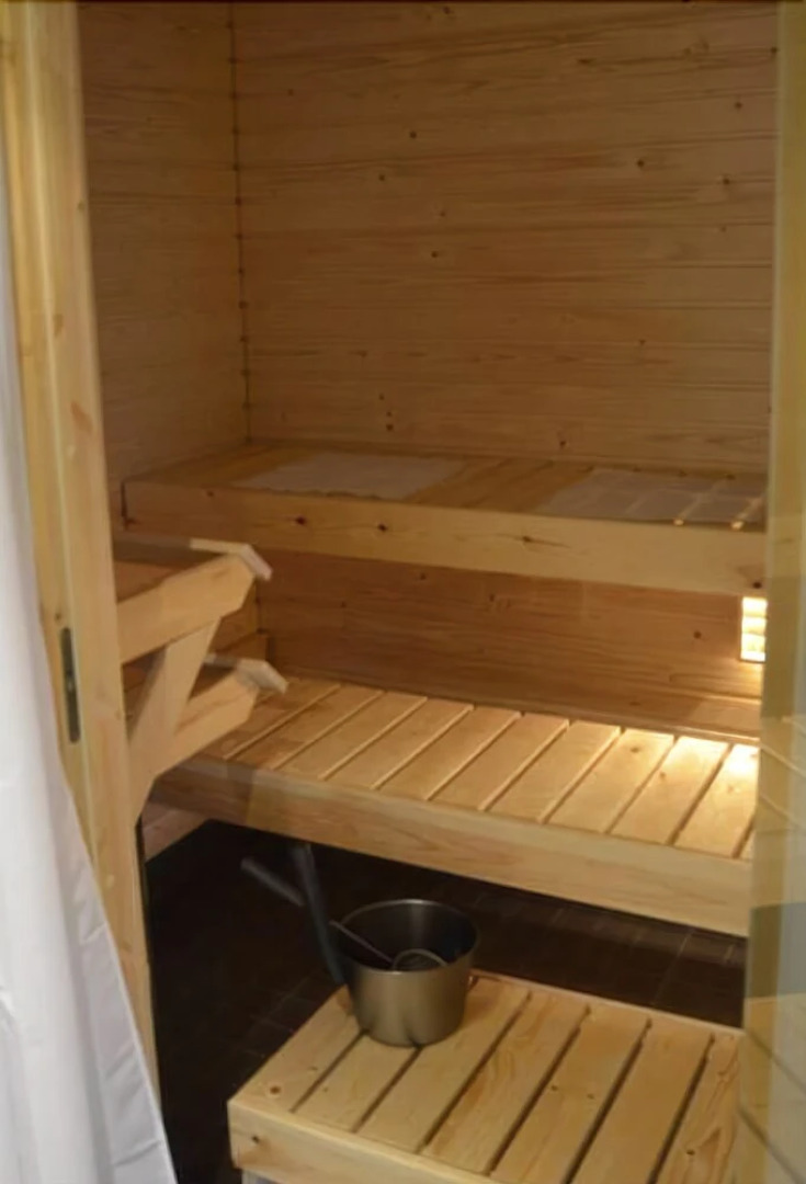 Helsinki Airport Suites