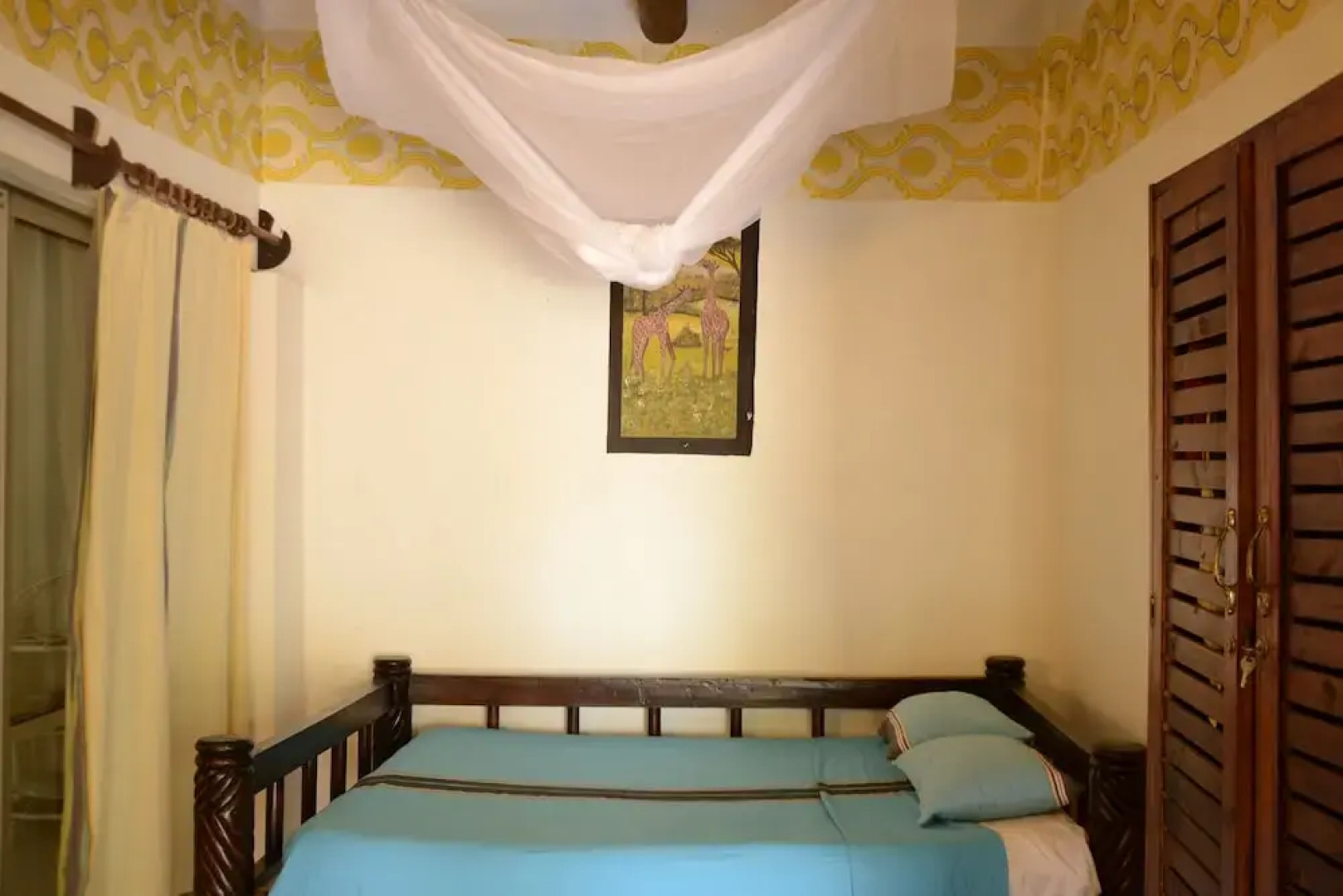 Kirathimo Explorers Oasis Diani - Hostel
