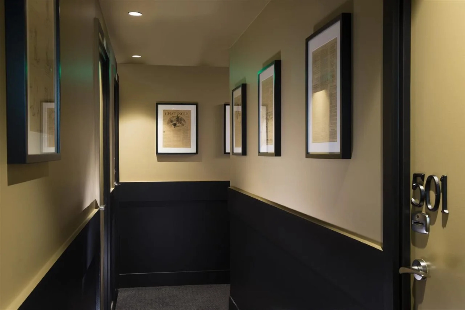 Le Chat Noir Design Hotel