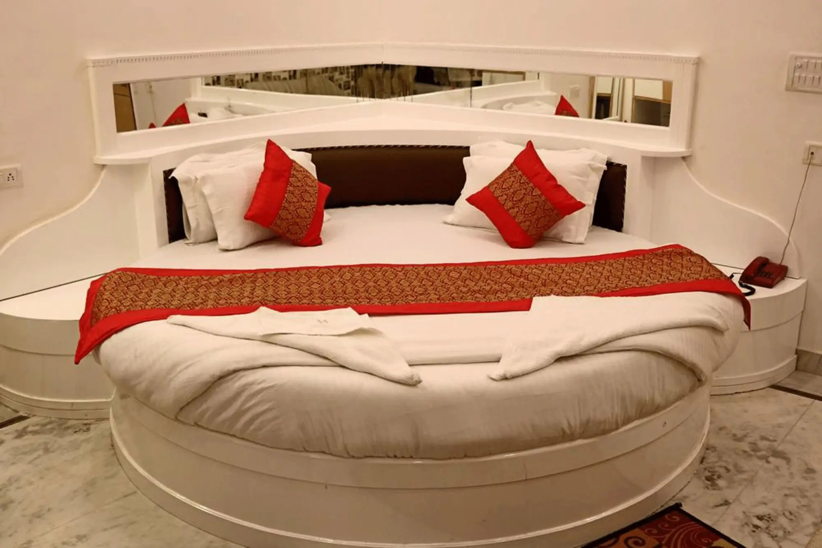 New Hindustan By Backpackers Heaven