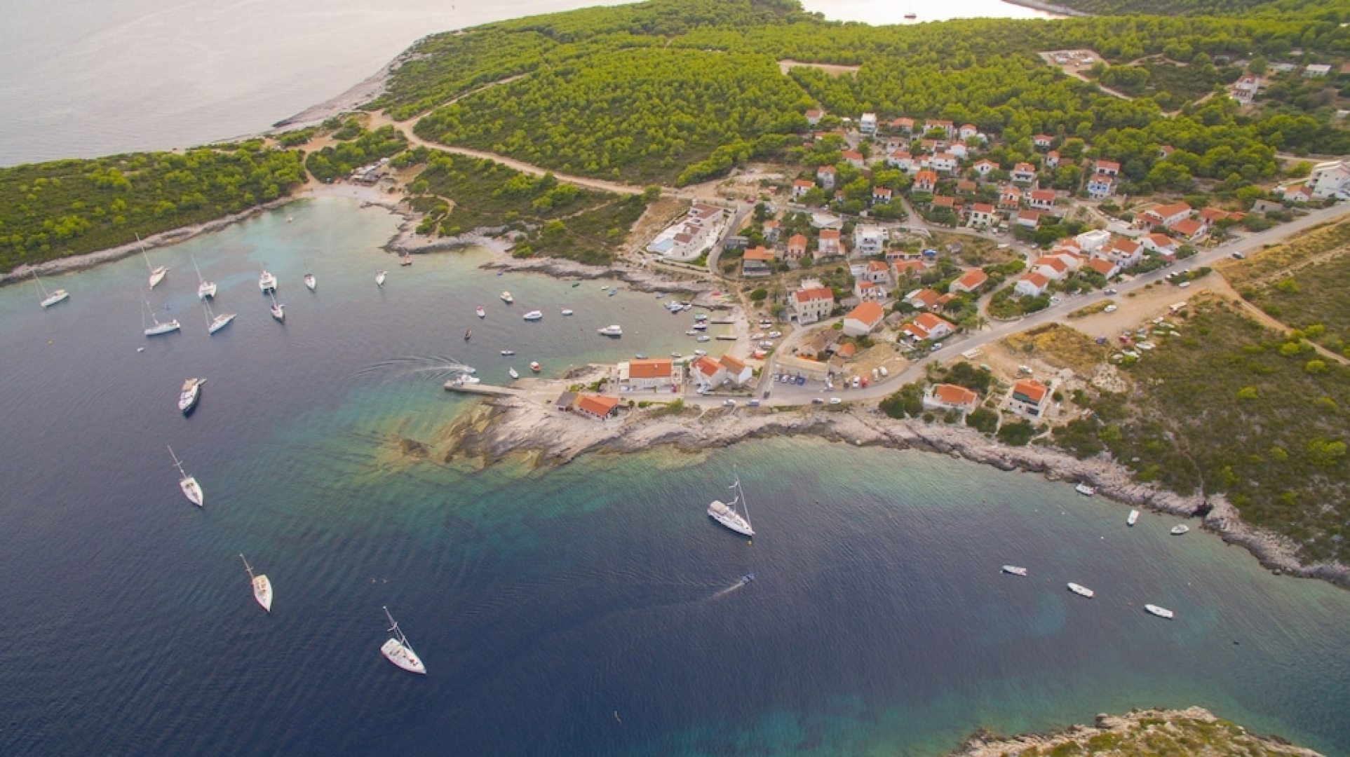 Victorious VIScovery Red