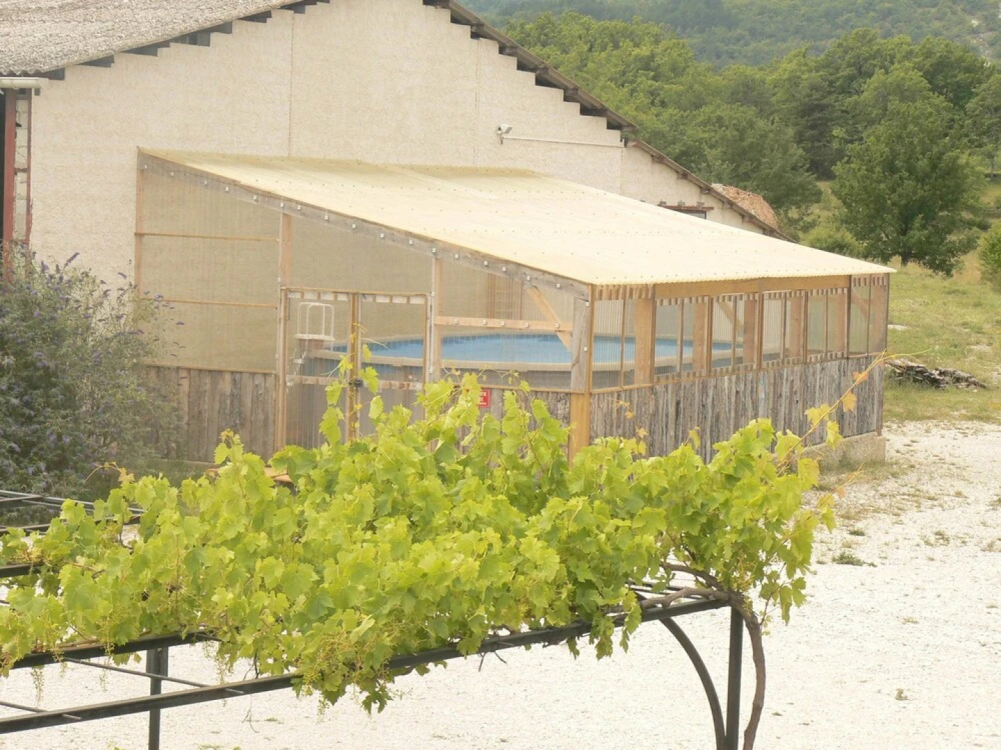 Les Truffiers Yourtes et roulotte