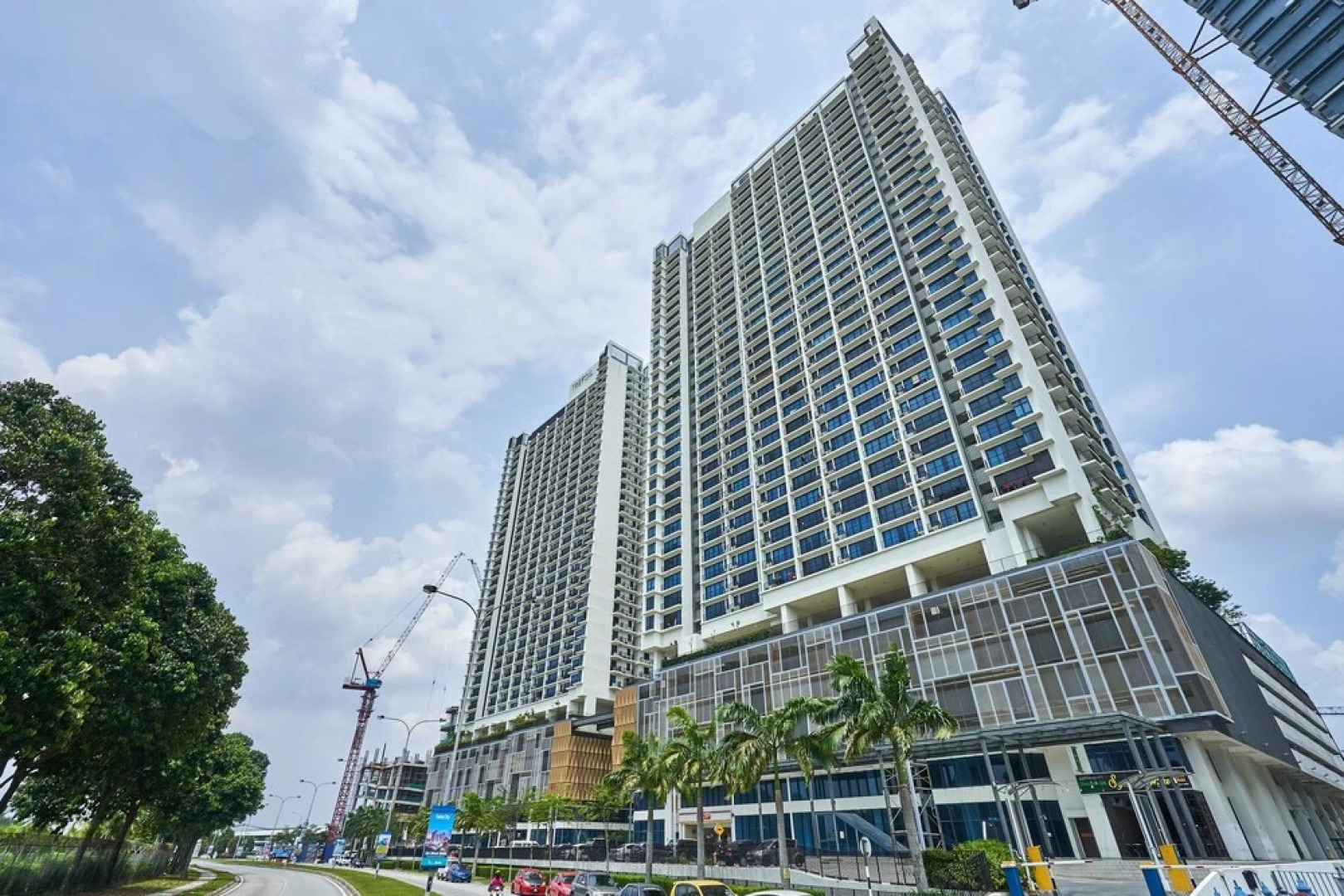 Trefoil-De Houz by OYO Rooms