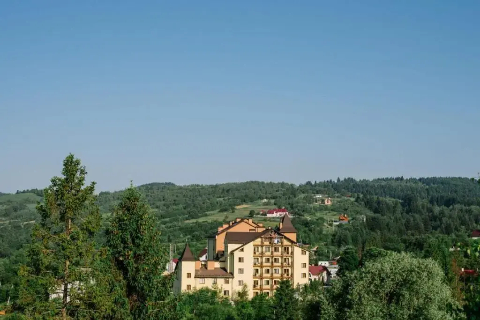 Kyivska Russ Hotel